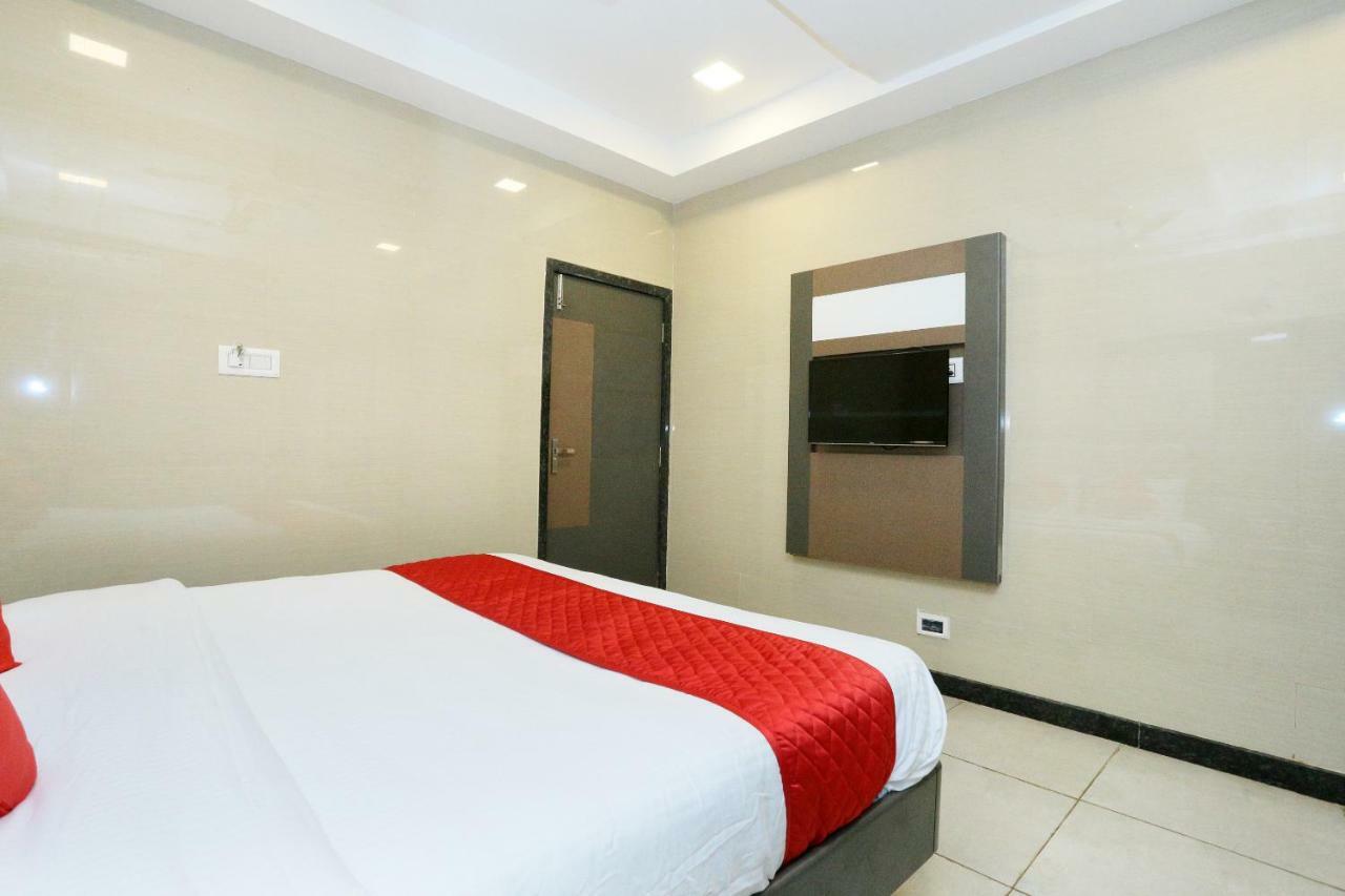 Oyo 18808 Hotel Rsn International Rameshwaram Ngoại thất bức ảnh