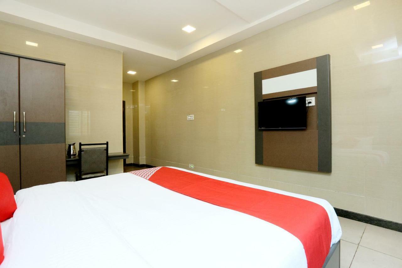 Oyo 18808 Hotel Rsn International Rameshwaram Ngoại thất bức ảnh